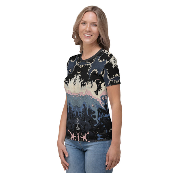 A very cool women's t-shirt with a Celtic vibe by Sushila Oliphant for Apparel for the spirit.