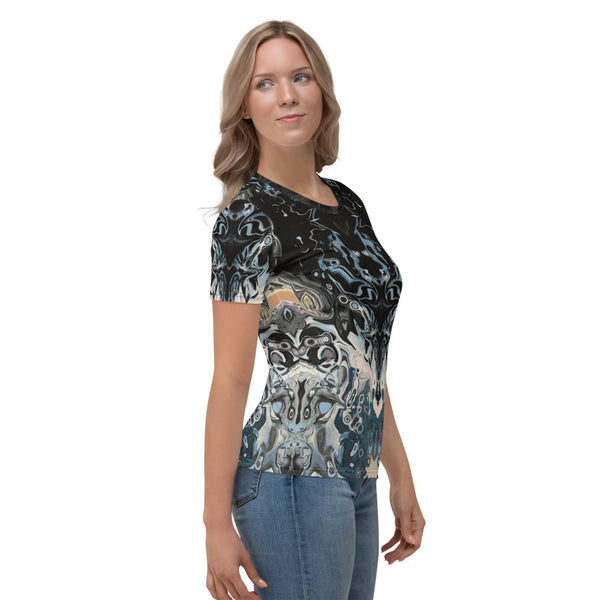 Women's cool t-shirt with an Eastern, Arabic flair. Designed by Sushila Oliphant, Apparel for the Spirit.