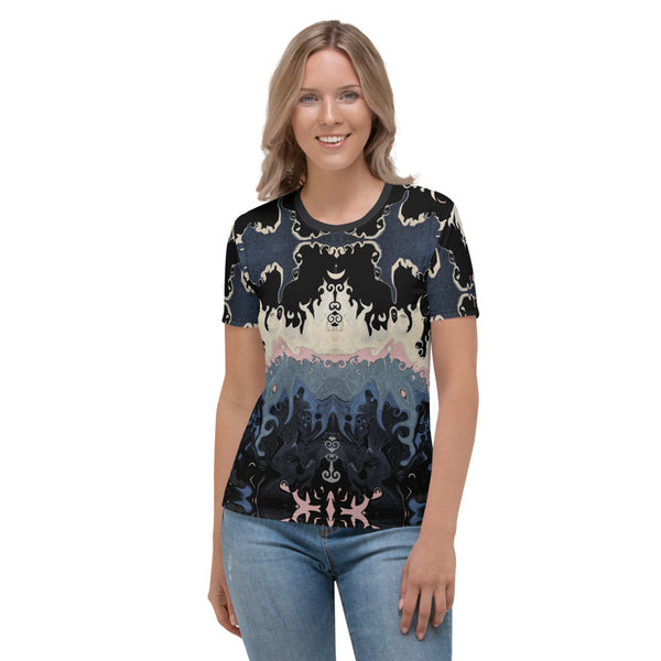 A very cool women's t-shirt with a Celtic vibe by Sushila Oliphant for Apparel for the spirit.